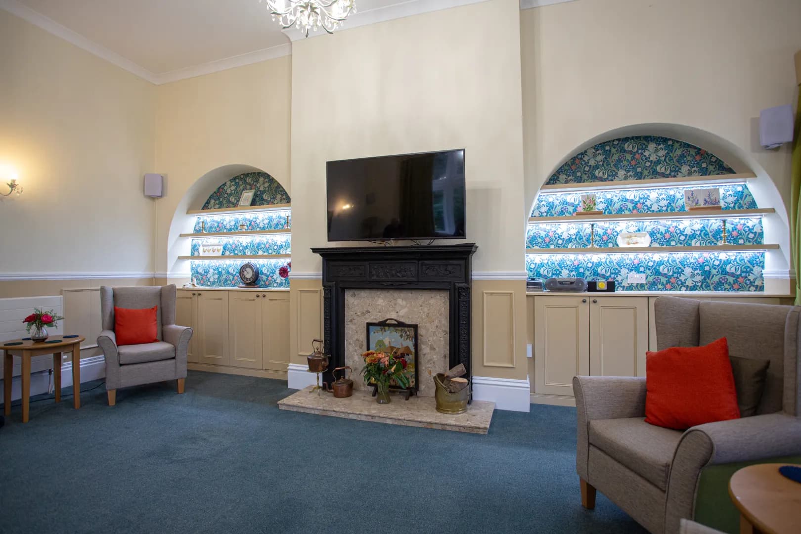 Bilton House