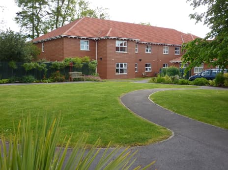 Cedar Lodge