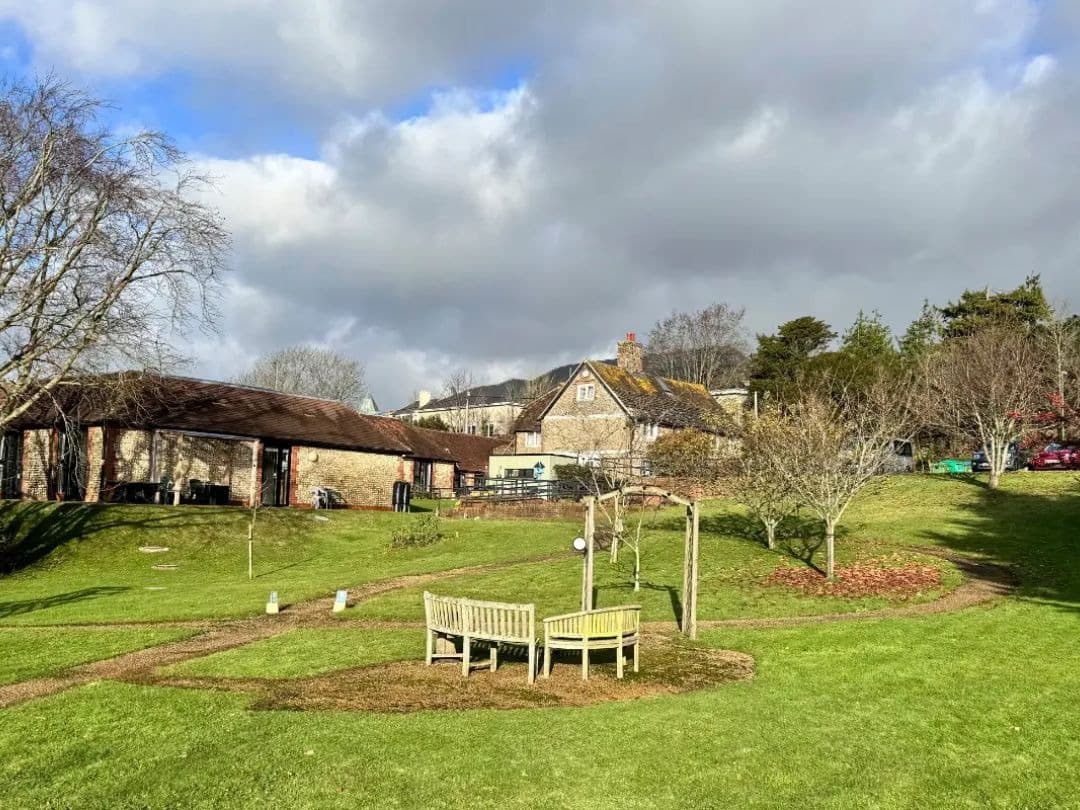 Valerie Manor