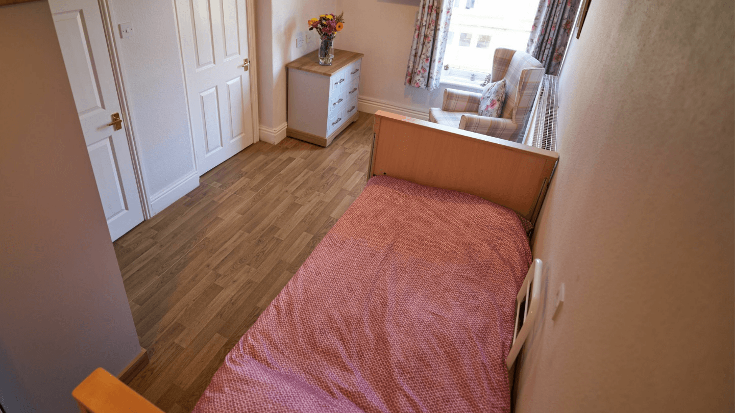 Emmaus House: photo 1