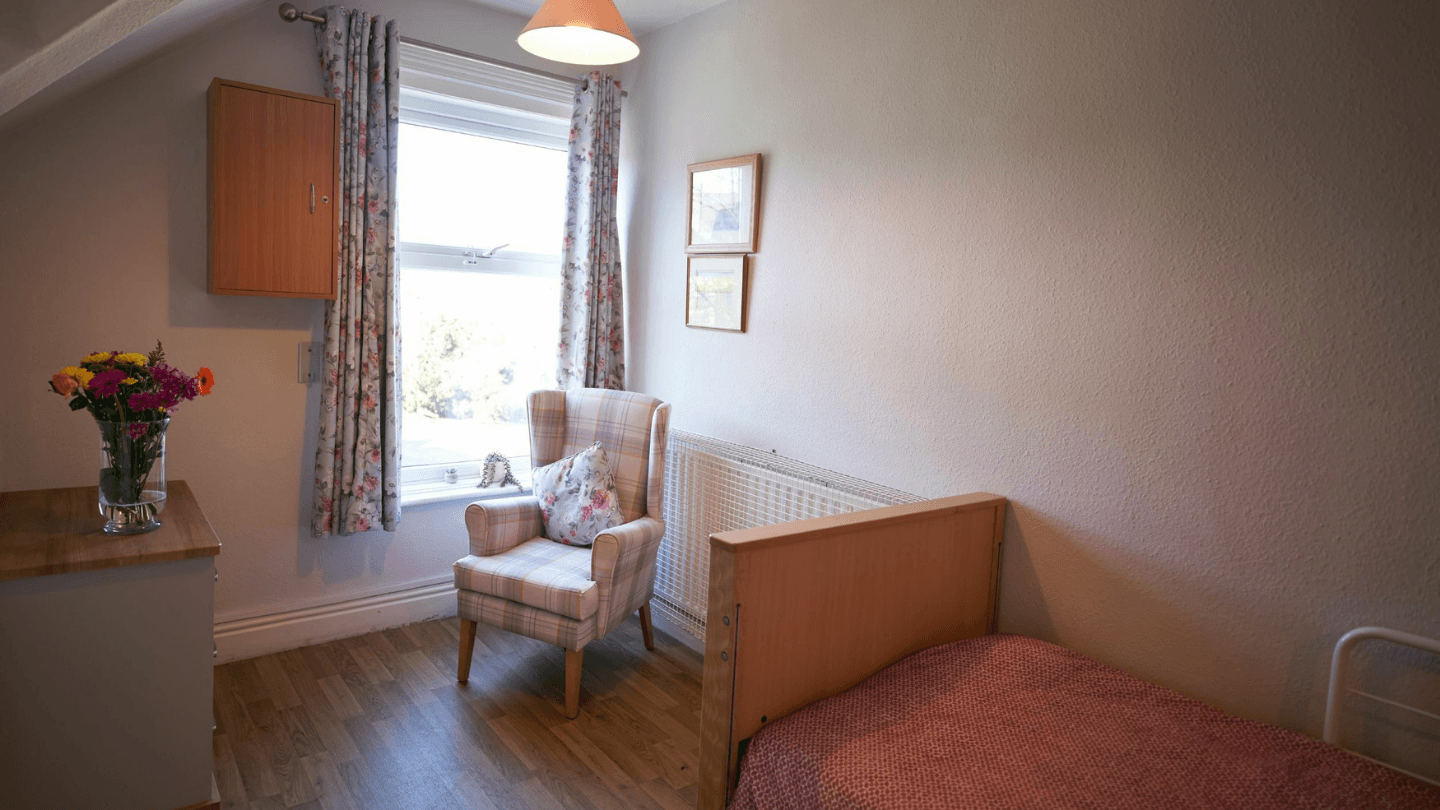 Emmaus House: photo 2