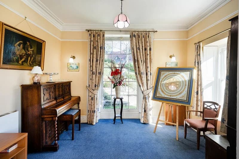 Lampton House