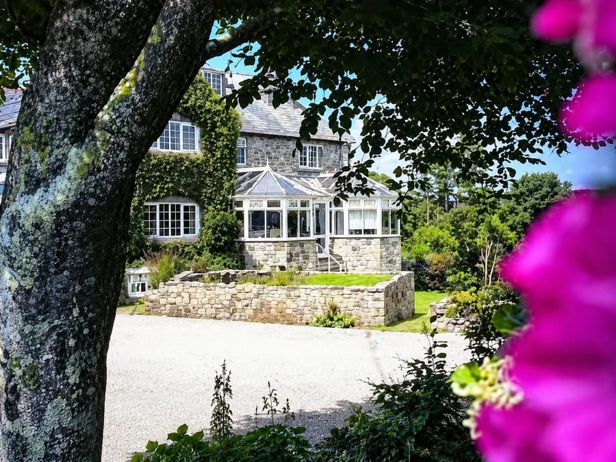 Menwinnion Country House