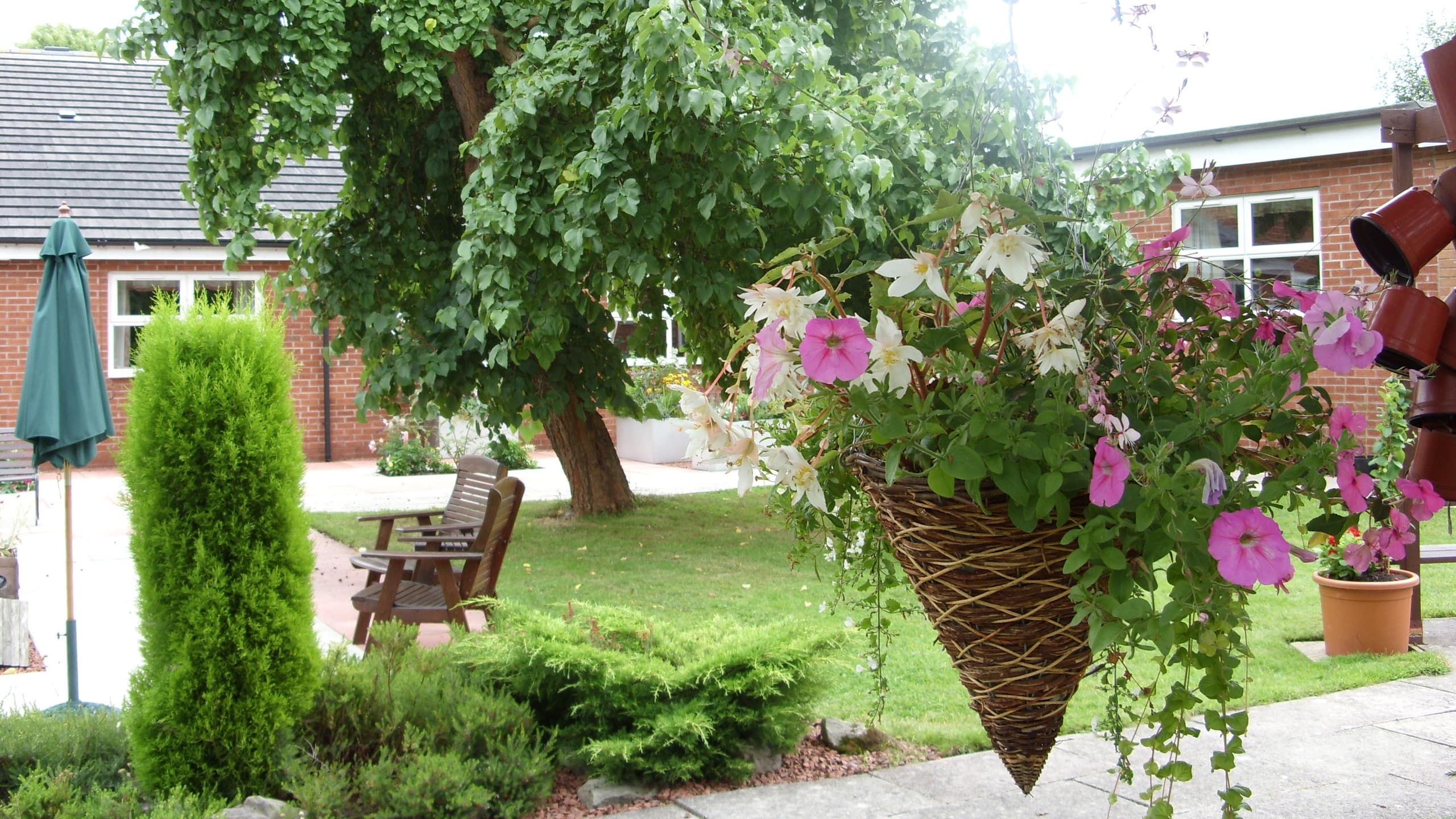 Oaklands Nursing Home