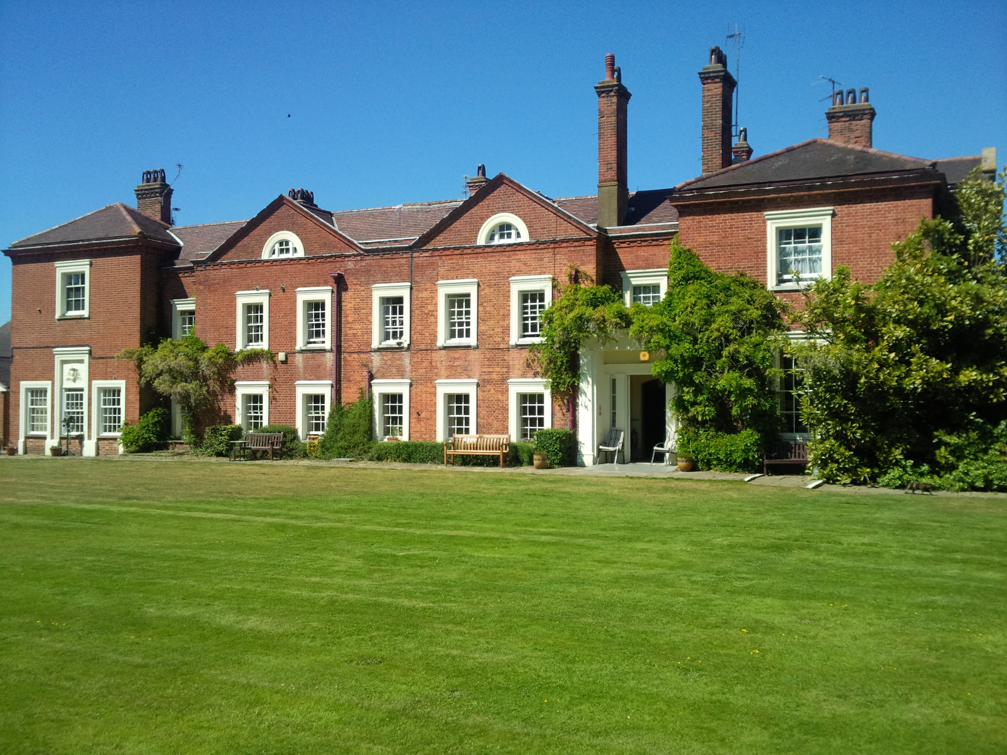 Newstead House
