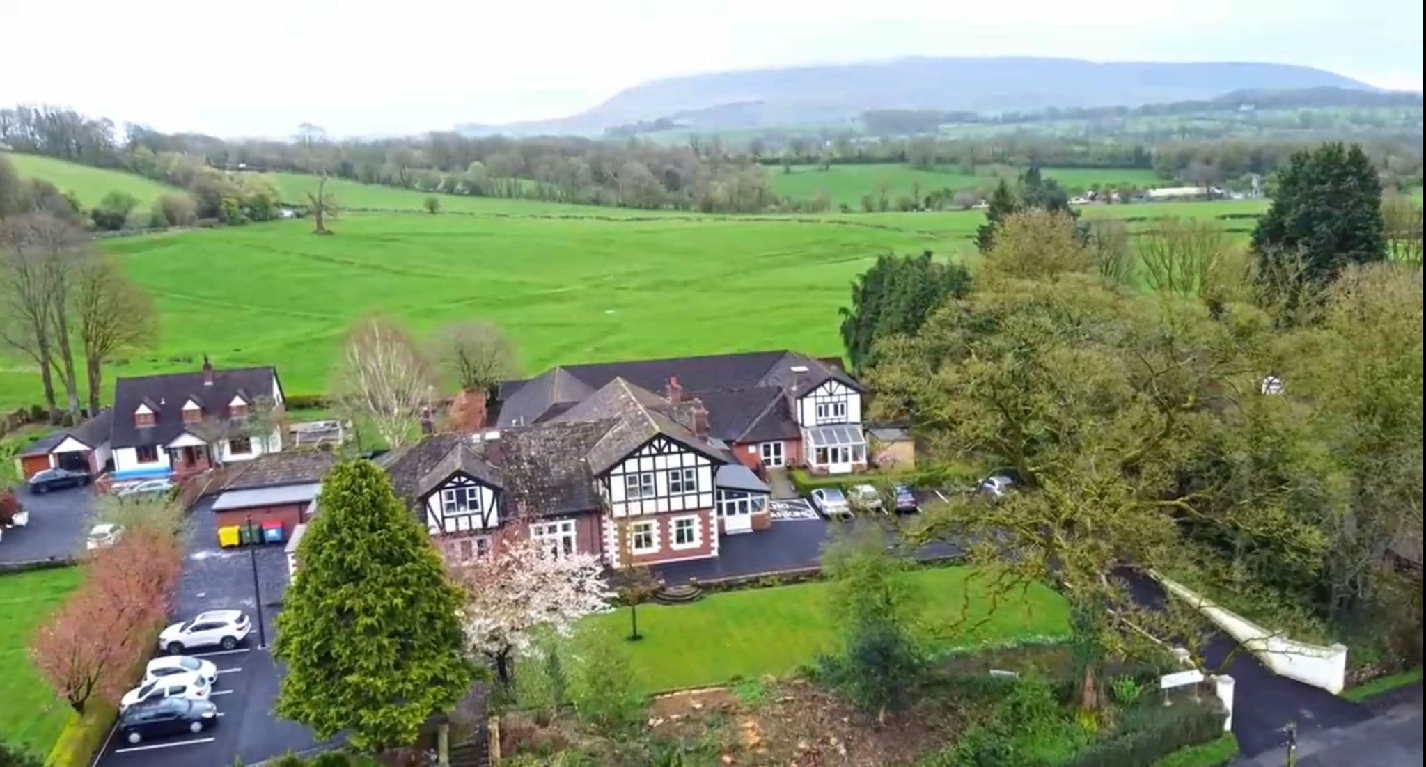 Townfield and Coach House
