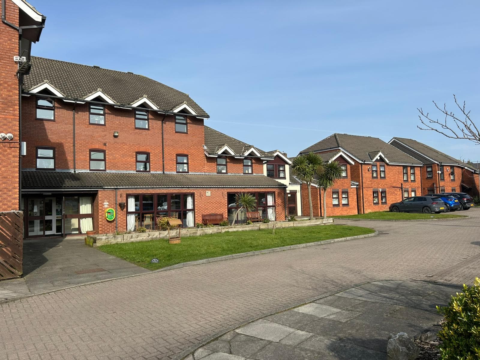 Hawthorns Lodge