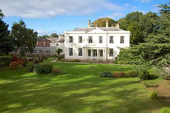 Henning Hall