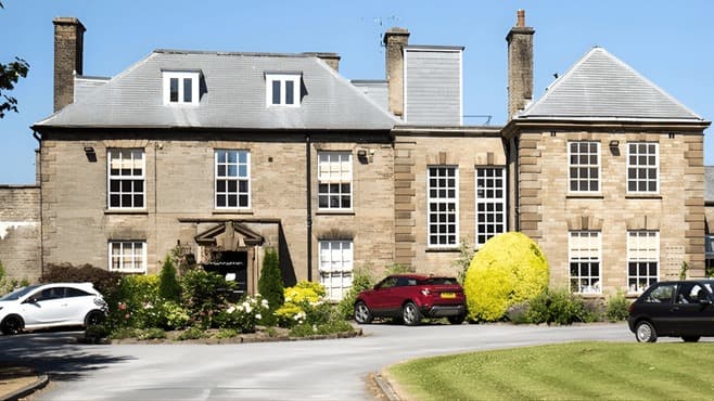 Henning Hall