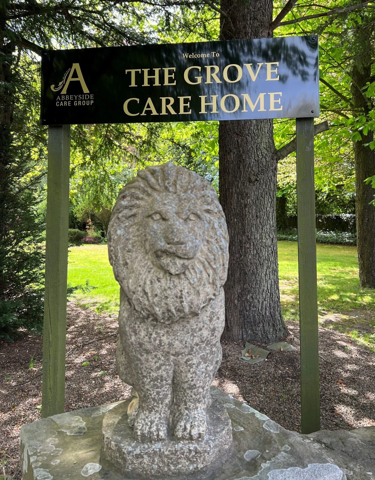 The Grove: photo 7