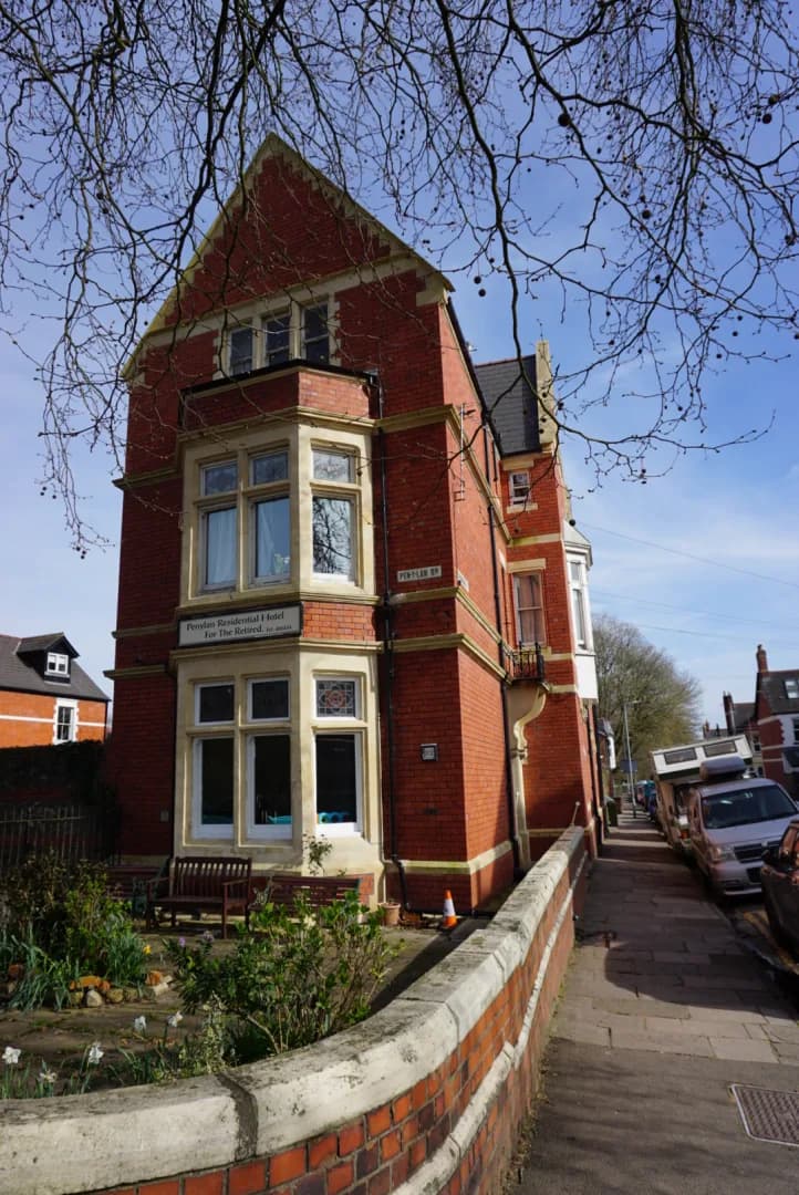 Care homes in Cardiff Bay