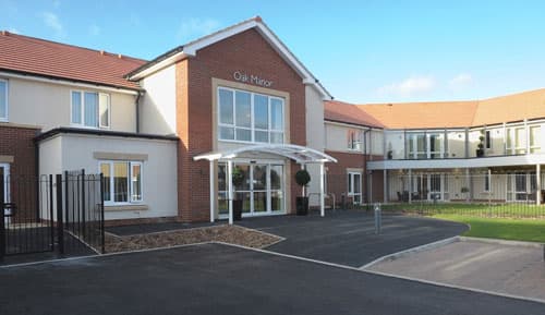 Oak Manor