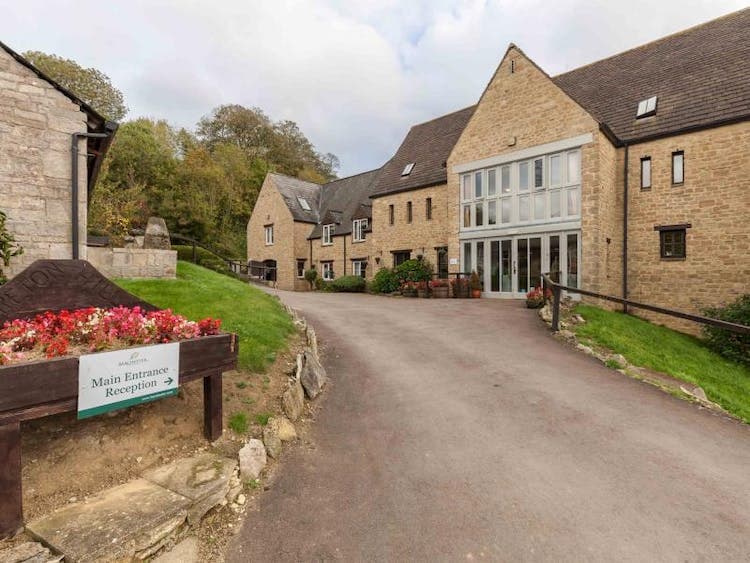 Moreton Hill Care Home
