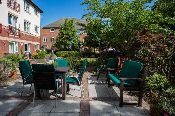 Knights' Grove Care Home