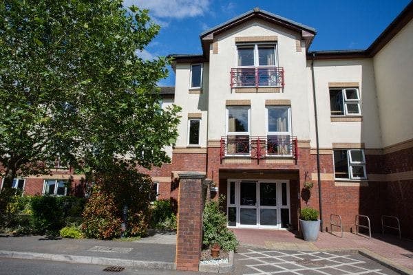 Knights' Grove Care Home