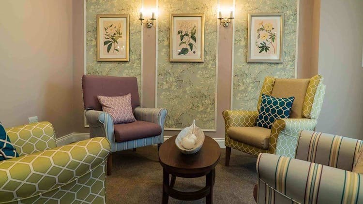 Heathlands House Care Home