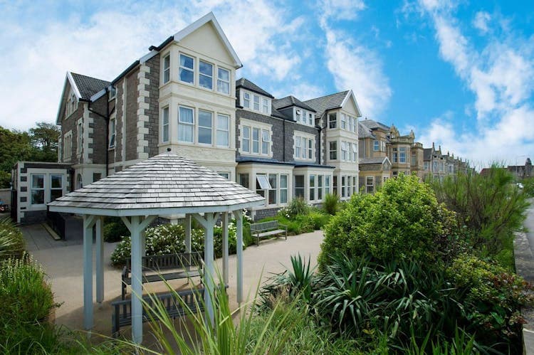 Beach Lawns Care Home