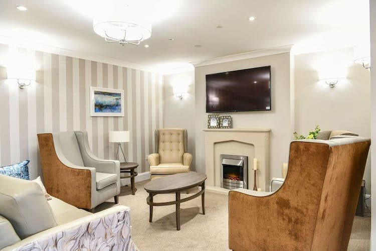 Hen Cloud House Care Home