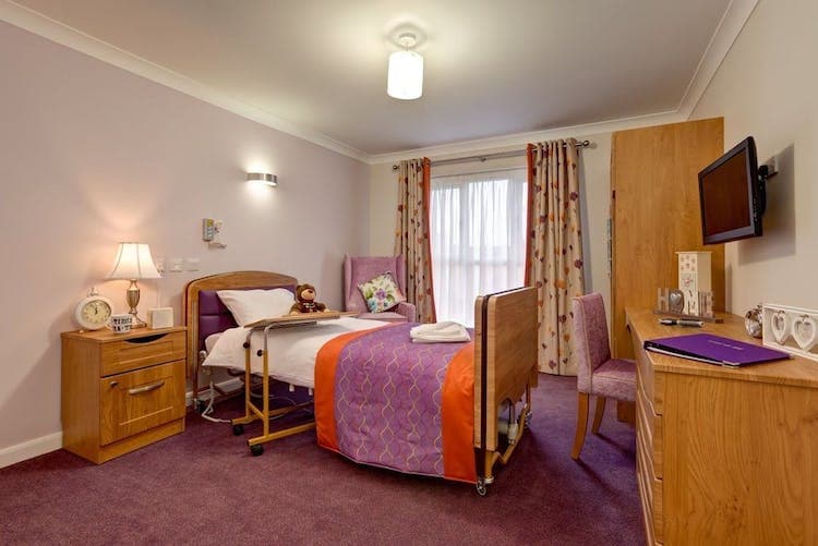 Field Lodge Care Home