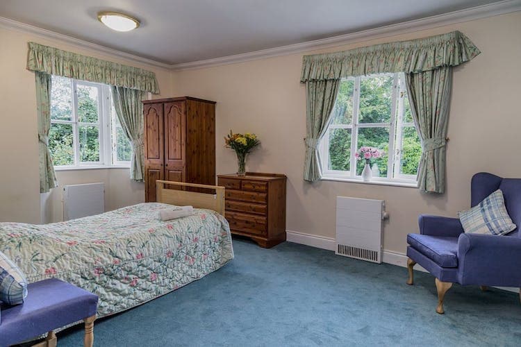 Hollyfields Care Home