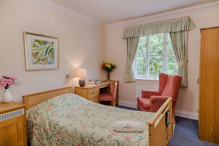 Hollyfields Care Home