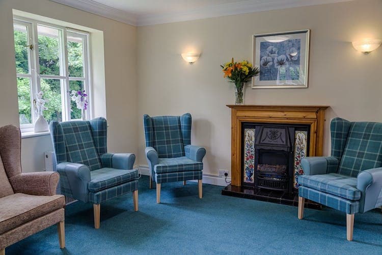 Hollyfields Care Home