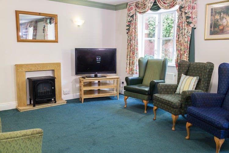 Hollyfields Care Home
