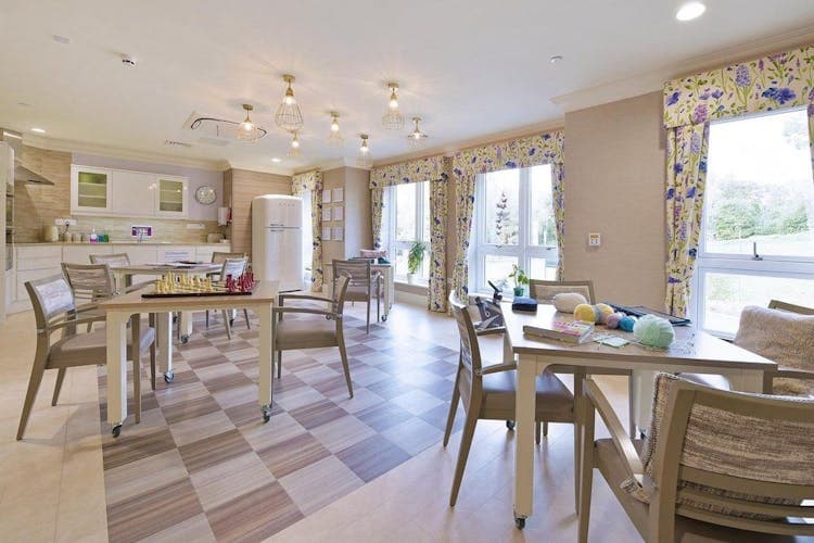 Chertsey Parklands Manor Care Home