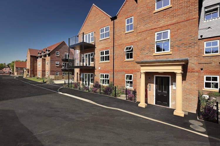 Pinewood Place