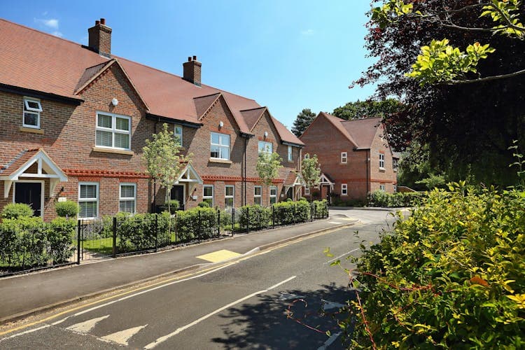 Pinewood Place