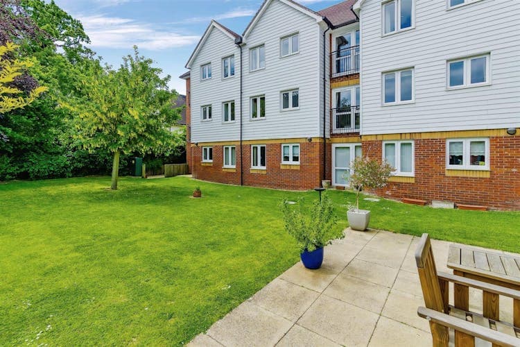Eadhelm Court - Resale