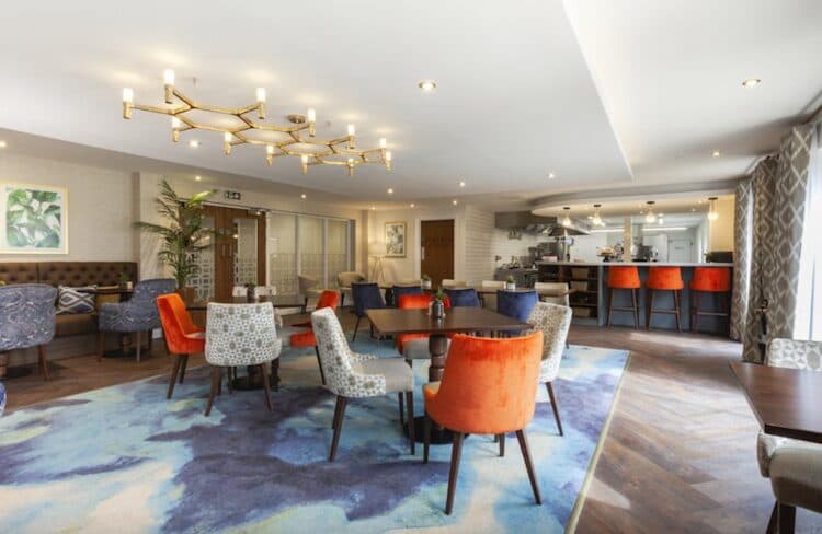 Queensgate Apartments