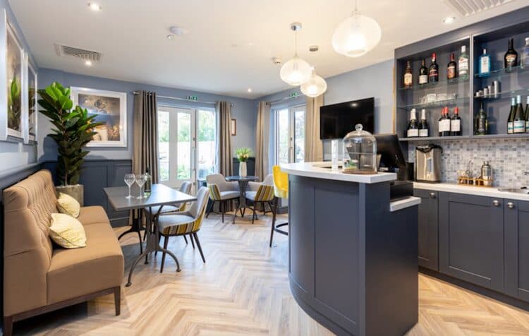 Woodbank Apartments