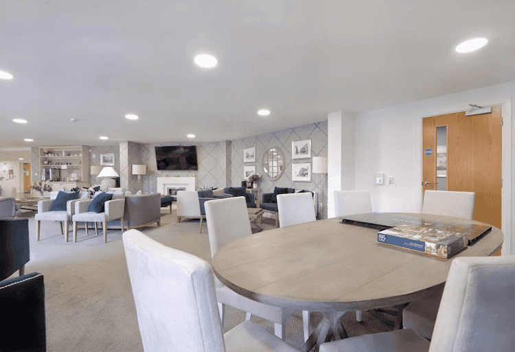 Deans Park Court - Resale