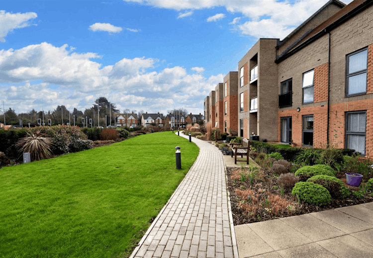 Deans Park Court - Resale
