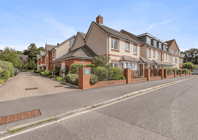 Clover Leaf Court - Resale
