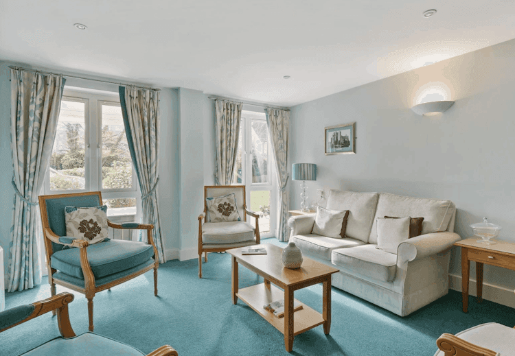 Eadhelm Court - Resale