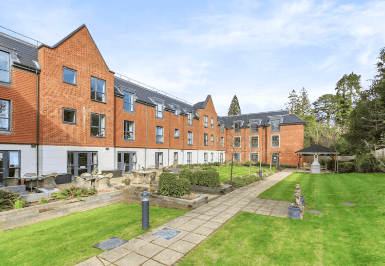Retirement living in Finchampstead