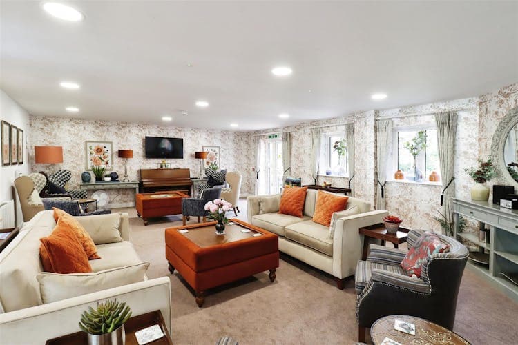 Summerfield Place - Resale