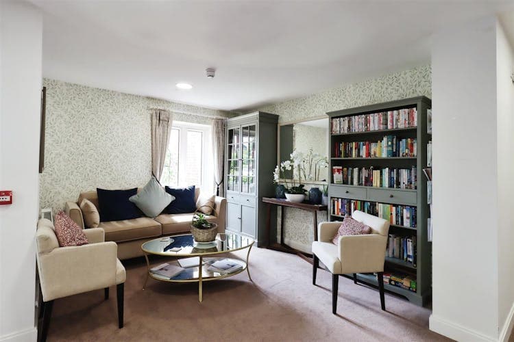 Summerfield Place - Resale