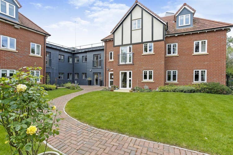 Summerfield Place - Resale