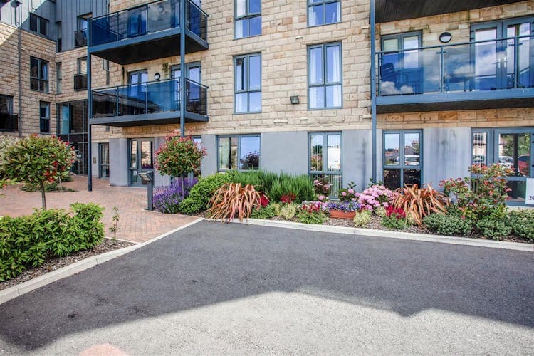 Williamson Court - Resale