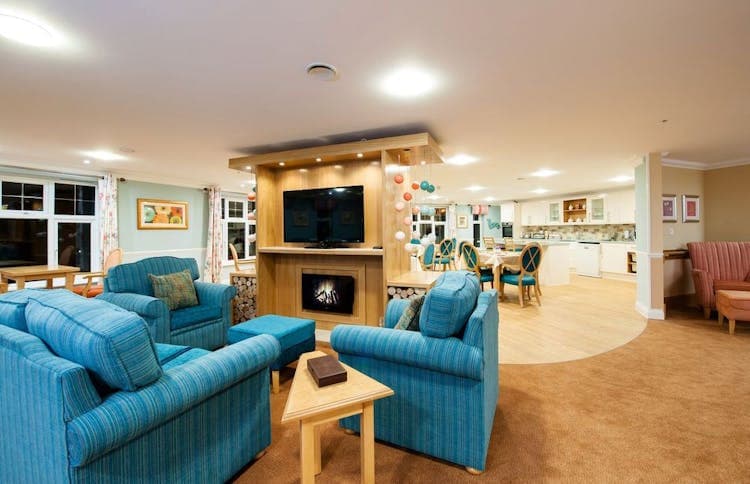 Hallmark Maycroft Manor Care Home