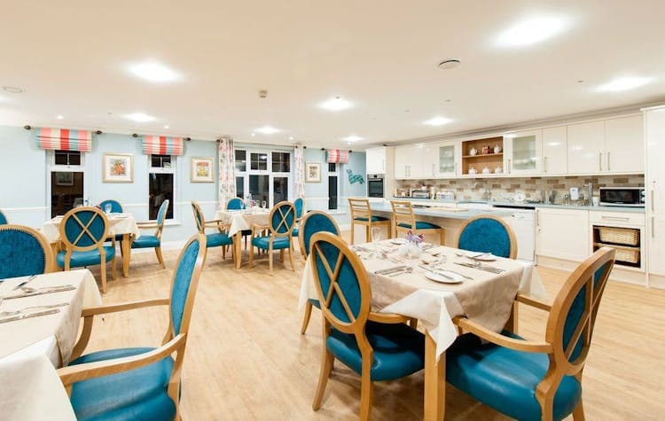 Hallmark Maycroft Manor Care Home