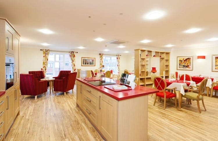 Hallmark Maycroft Manor Care Home