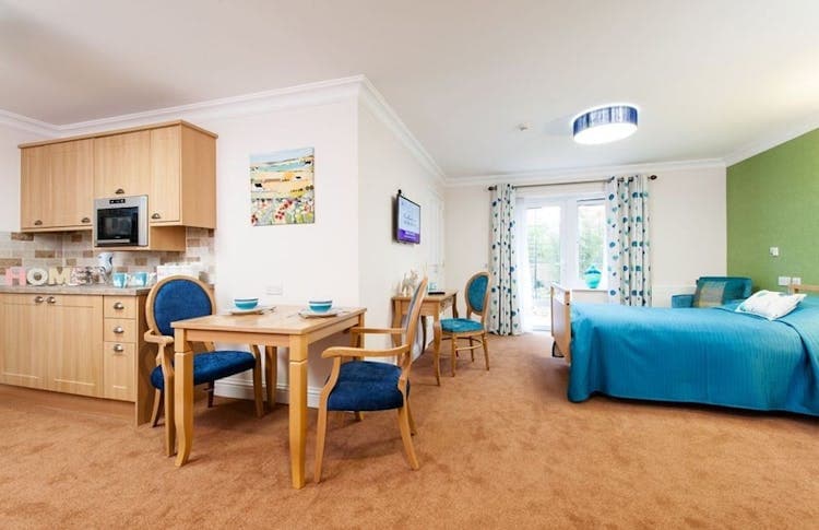 Hallmark Maycroft Manor Care Home