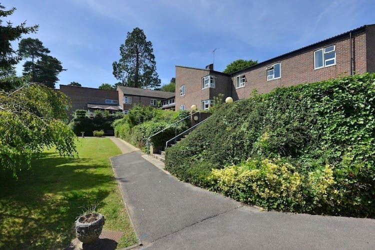 Oakwood Court Care Home