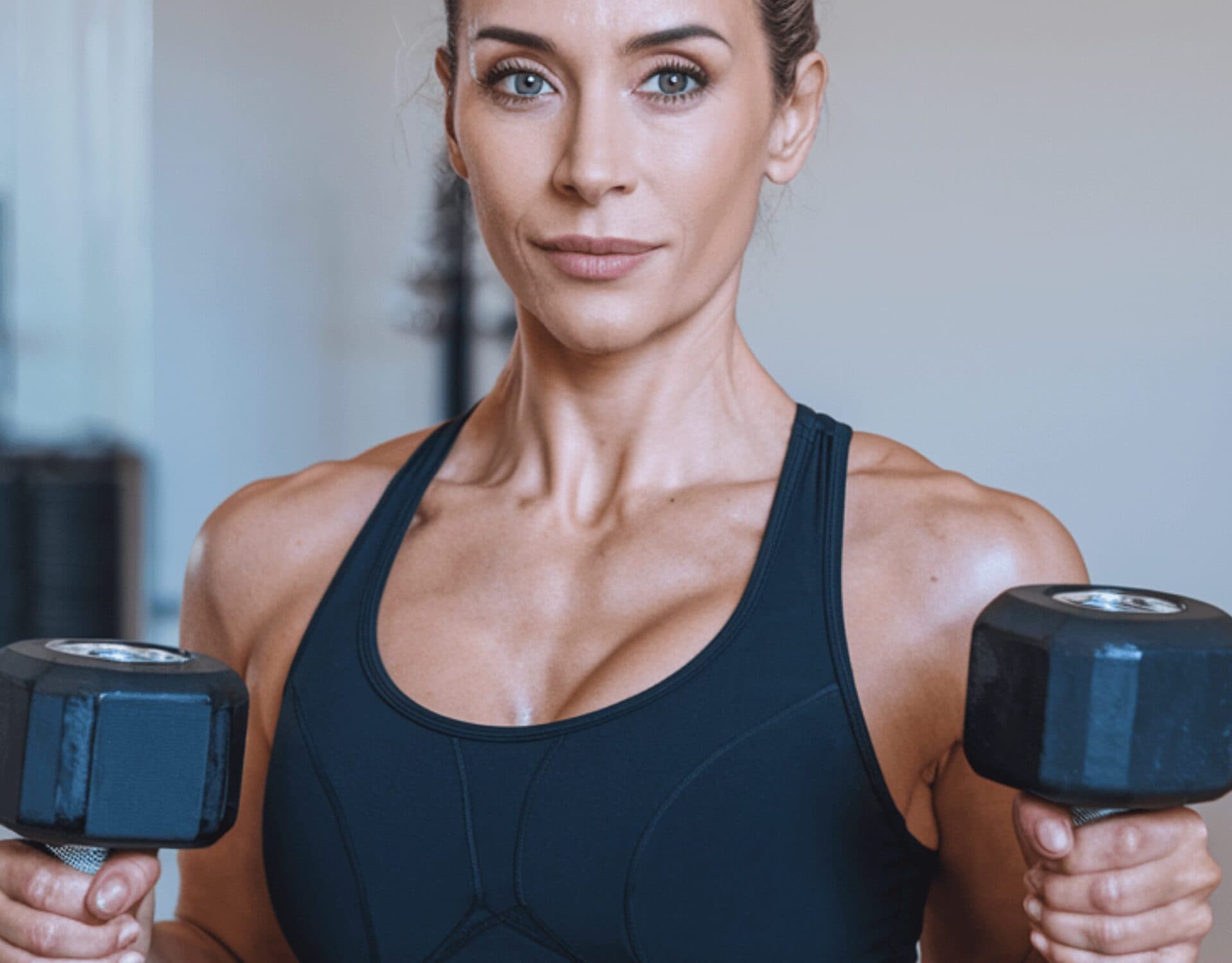 7 Best Grip Exercises To Build Strength When 40+